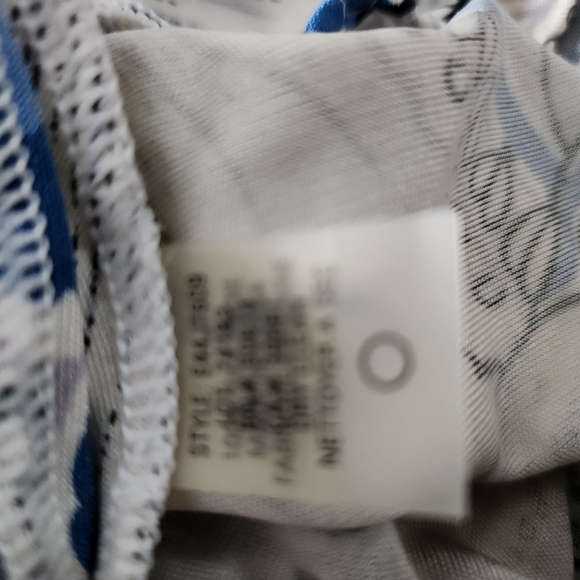 Elie Tahari 100% Silk Dress Size 0 - Picture 11 of 13